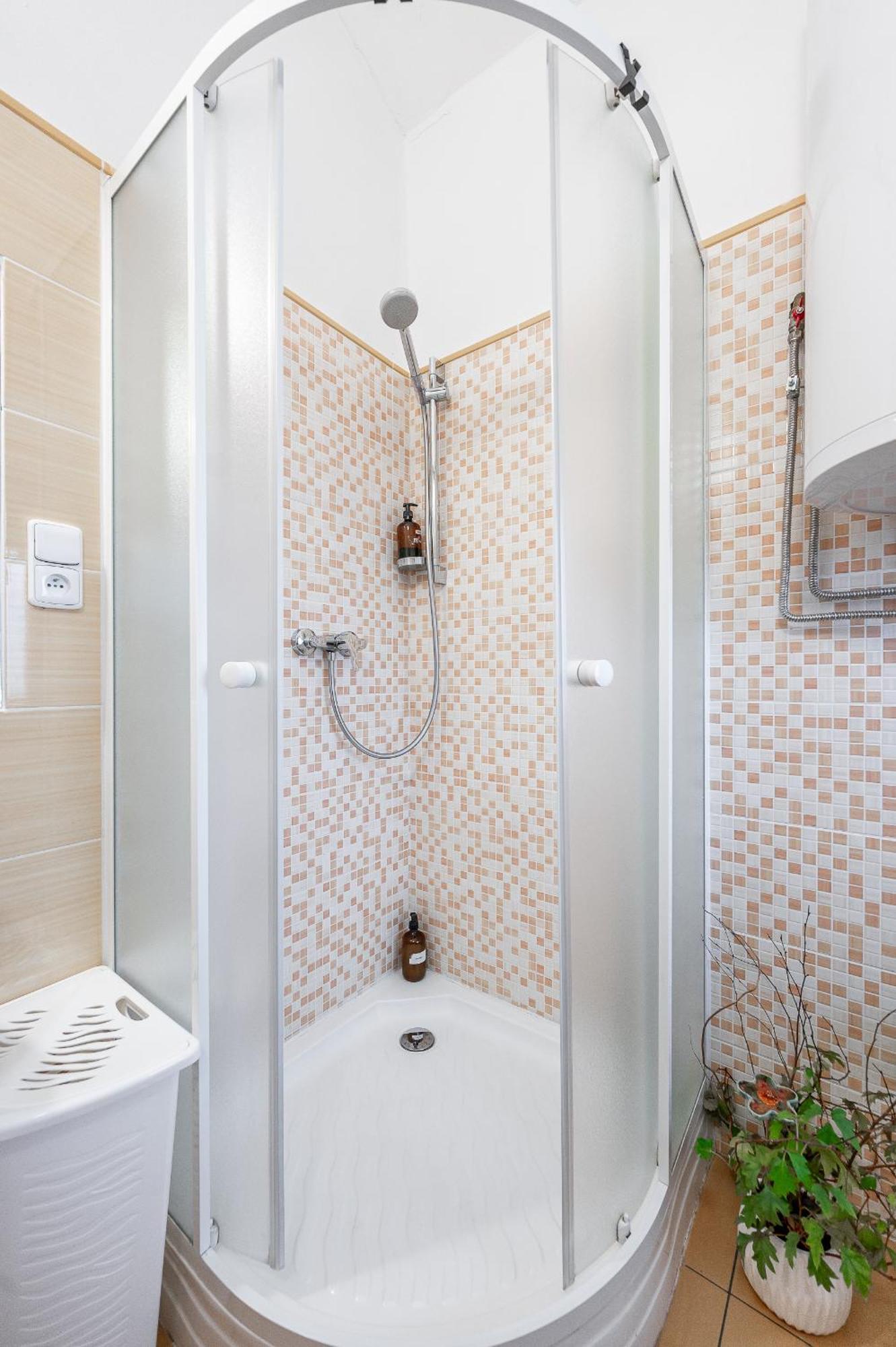 2 Room Flat Hlavna Kosice With Parking Exterior foto